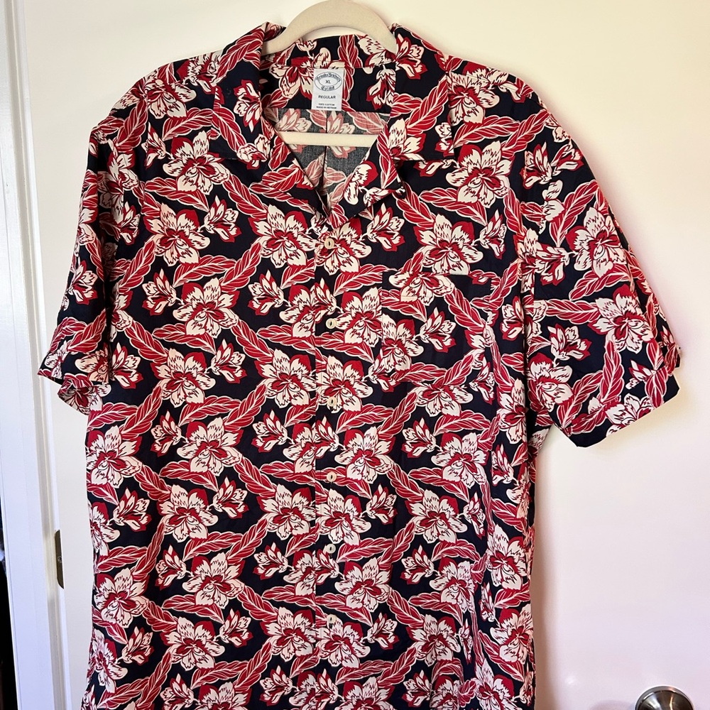 Brooks Brothers Black Short-Sleeve Button-Down with Red & White Floral Print
